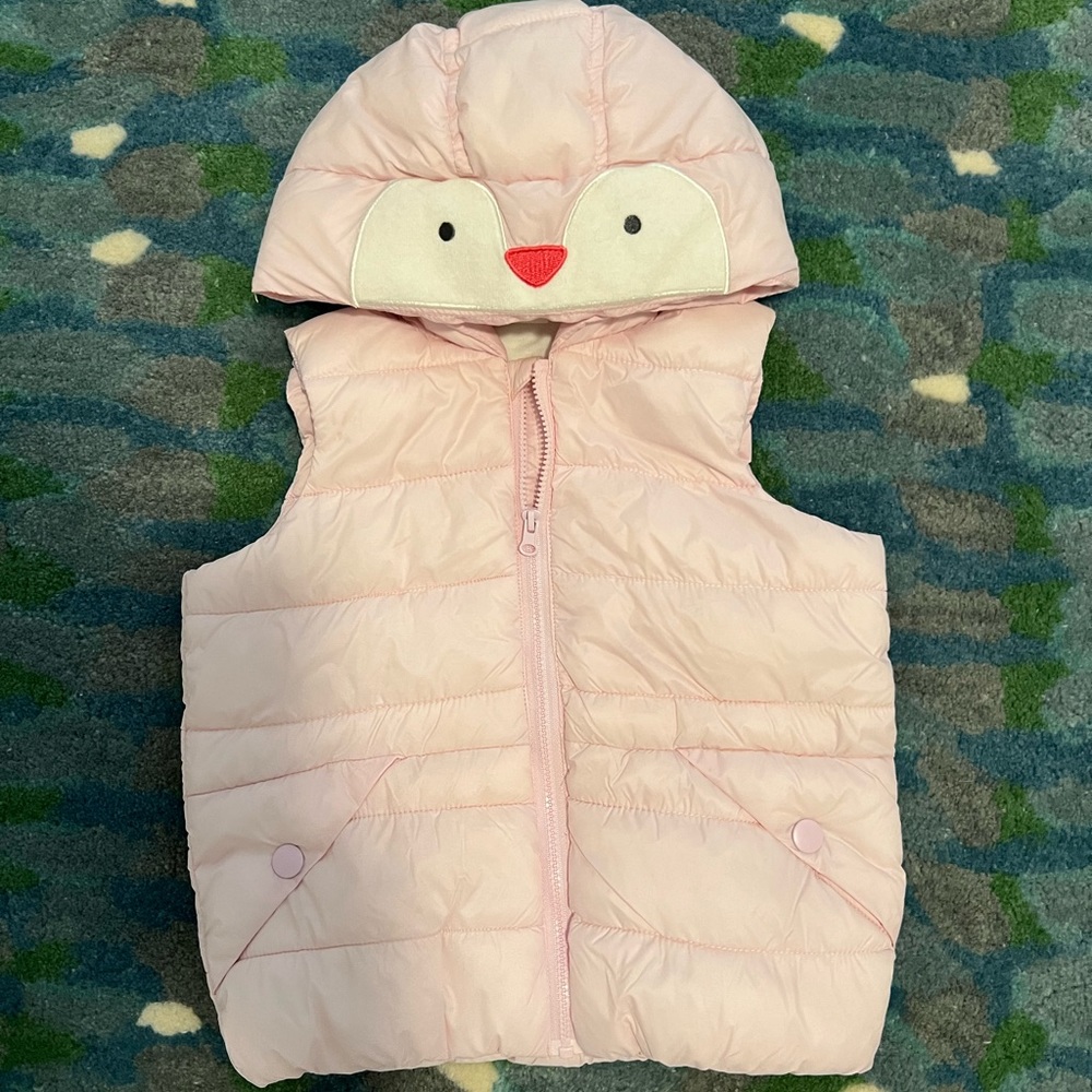 NWT Baby Club 24M pink vest with whimsical penguin head on hood